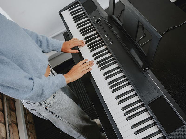 Why Digital Pianos Are an Excellent Choice for School Music Classrooms