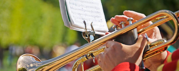 lyre-on-trumpet