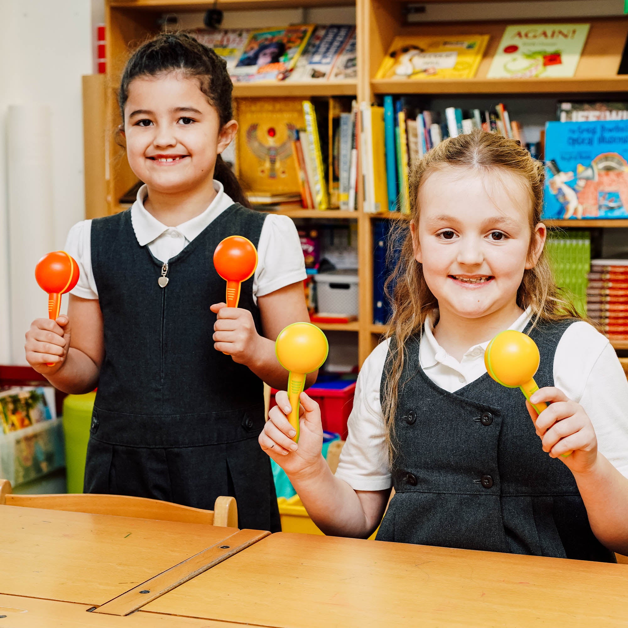 A-Star Plastic Maracas Small Maracas, Shakers and Guiros#Colour_Red