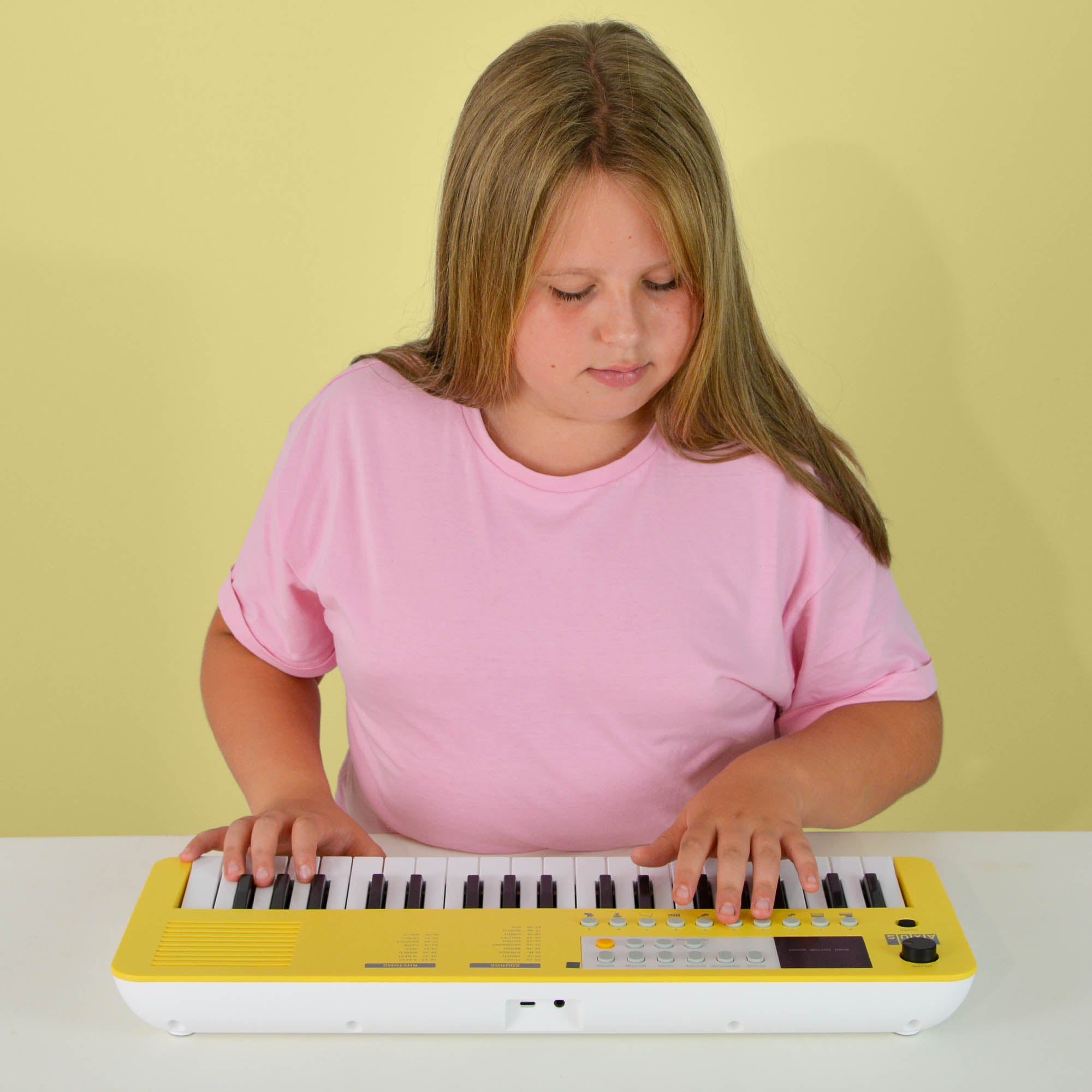 Axus Mini Keyboard 37 Key Keyboard#Colour_Yellow