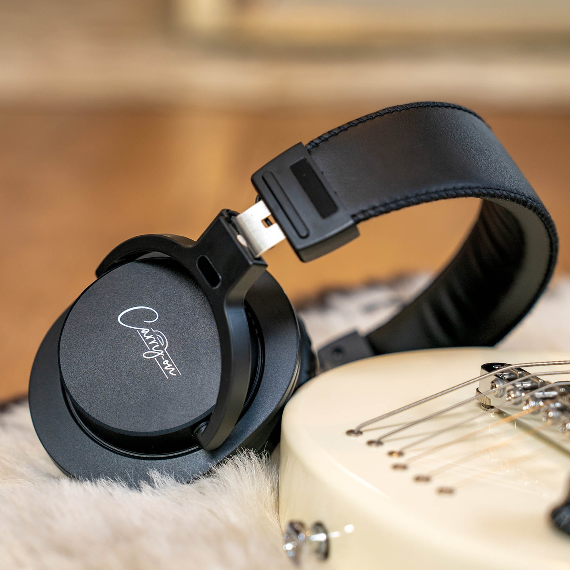 Carry-On SH-100 Folding Headphones#Colour_Black