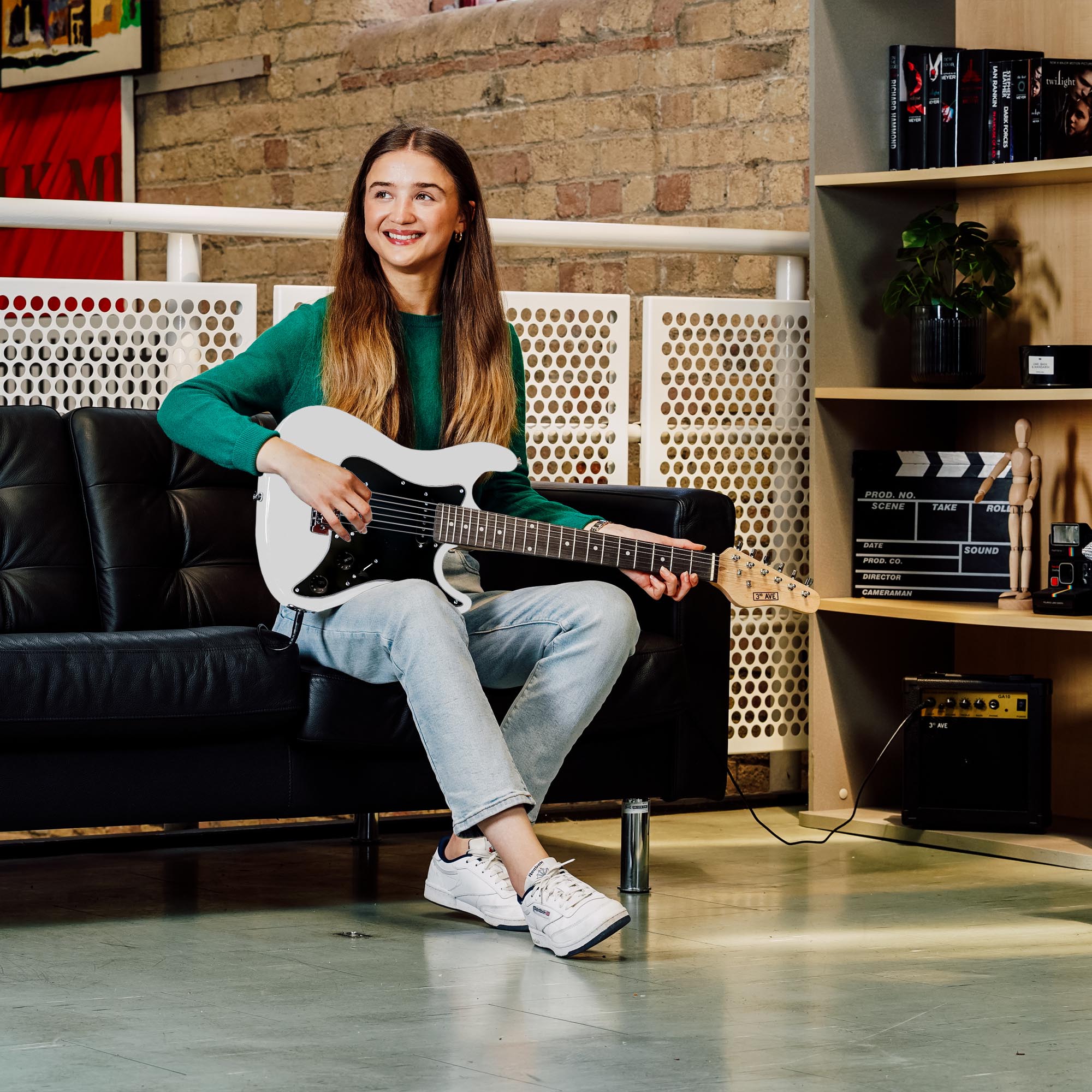 3rd Avenue 3/4 Size Electric Guitar Pack with Amp#Colour_White