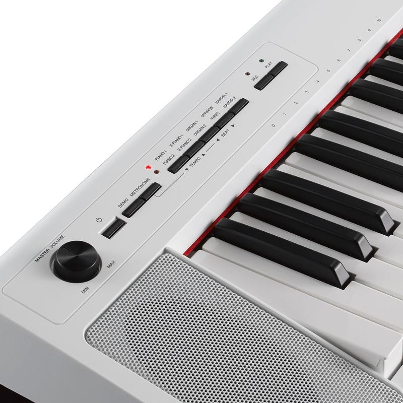 Yamaha Piaggero NP32 Electronic Keyboard Portable Keyboards