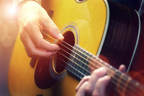 Buying an Acoustic Guitar - Helpful Guide