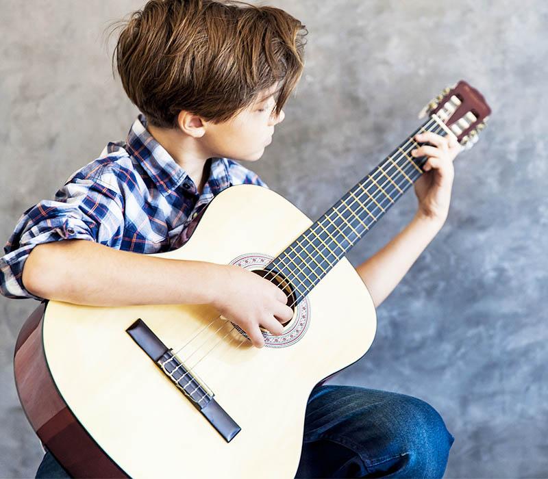 playing-classical-guitar