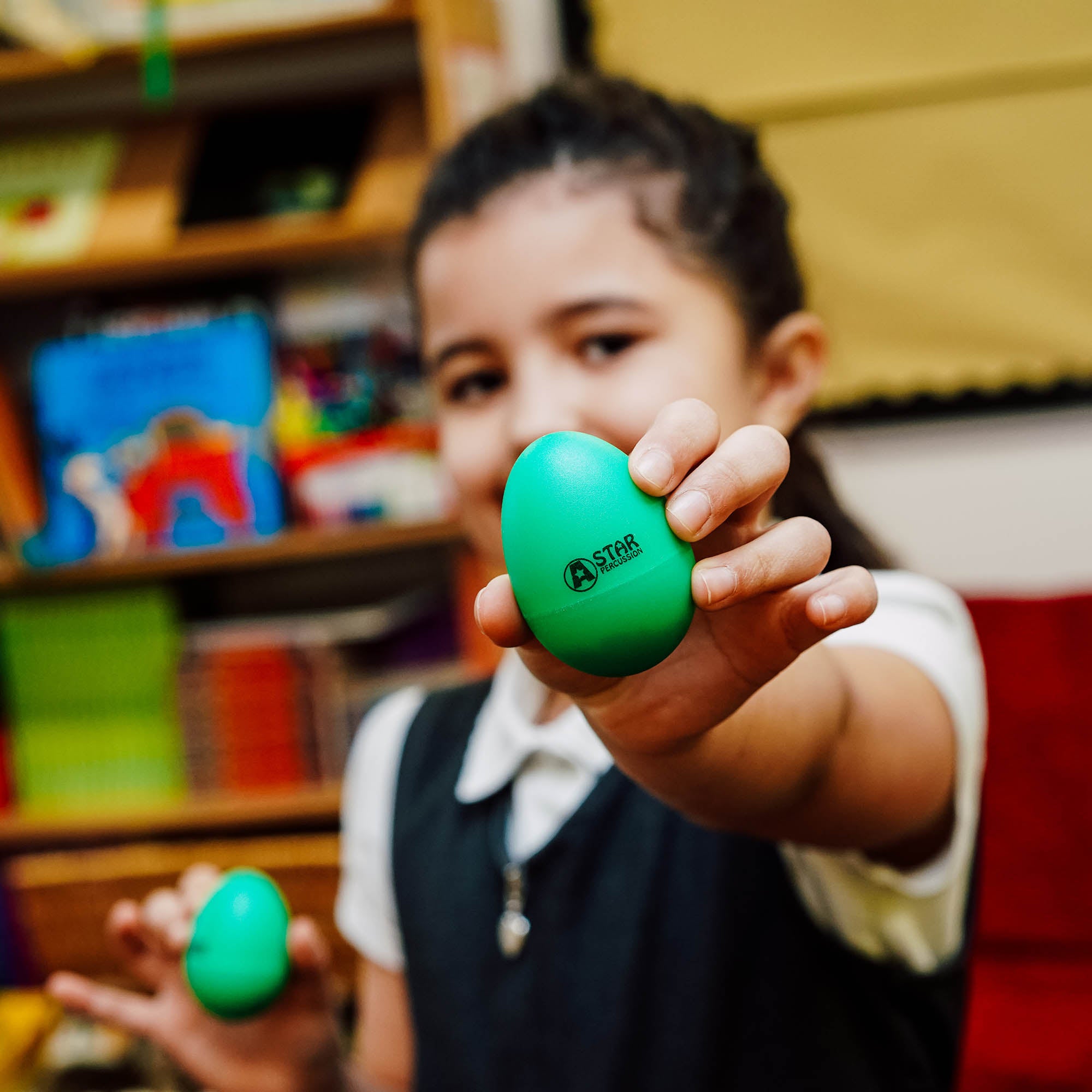A-Star Pair of Egg Shakers Red Maracas, Shakers and Guiros#Colour_Green
