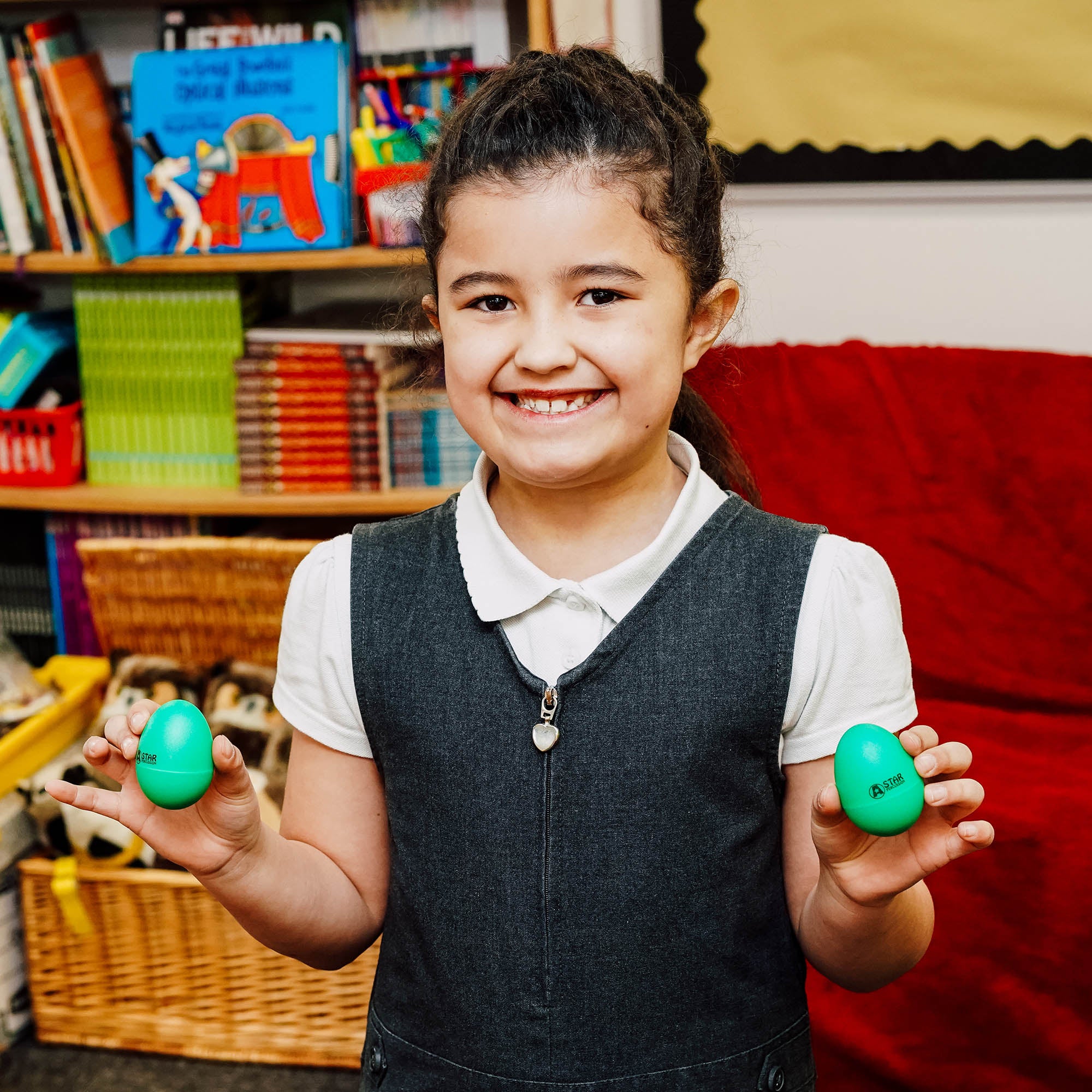 A-Star Pair of Egg Shakers Red Maracas, Shakers and Guiros#Colour_Green