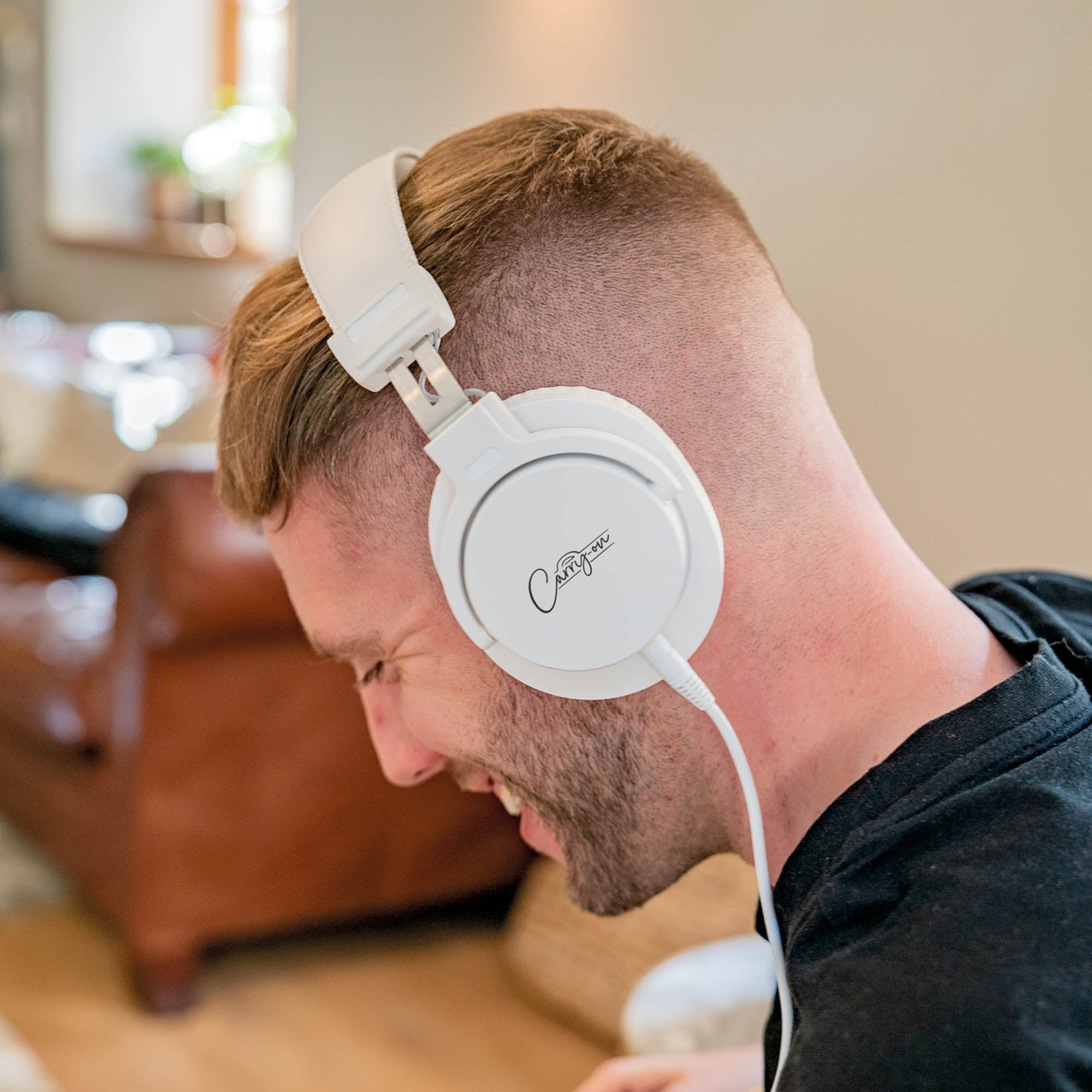 Carry-On SH-100 Folding Headphones#Colour_White