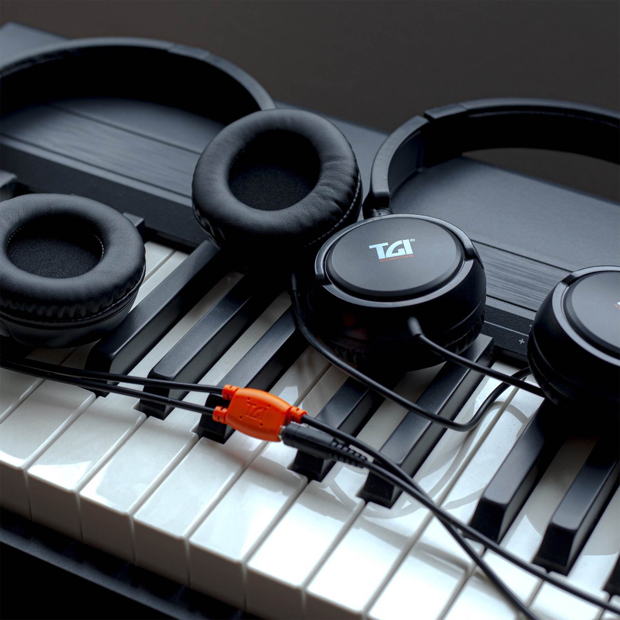 TGI SoundShare Education Classroom Headphones with Sharing Connector