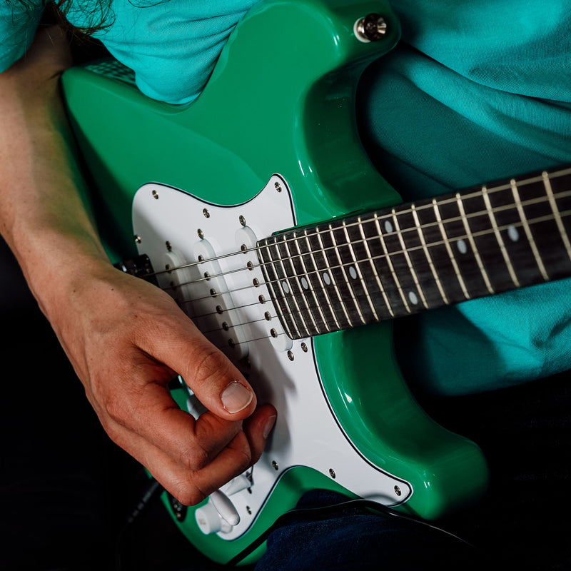 3rd Avenue Full Size Electric Guitar Pack with Bluetooth Amp