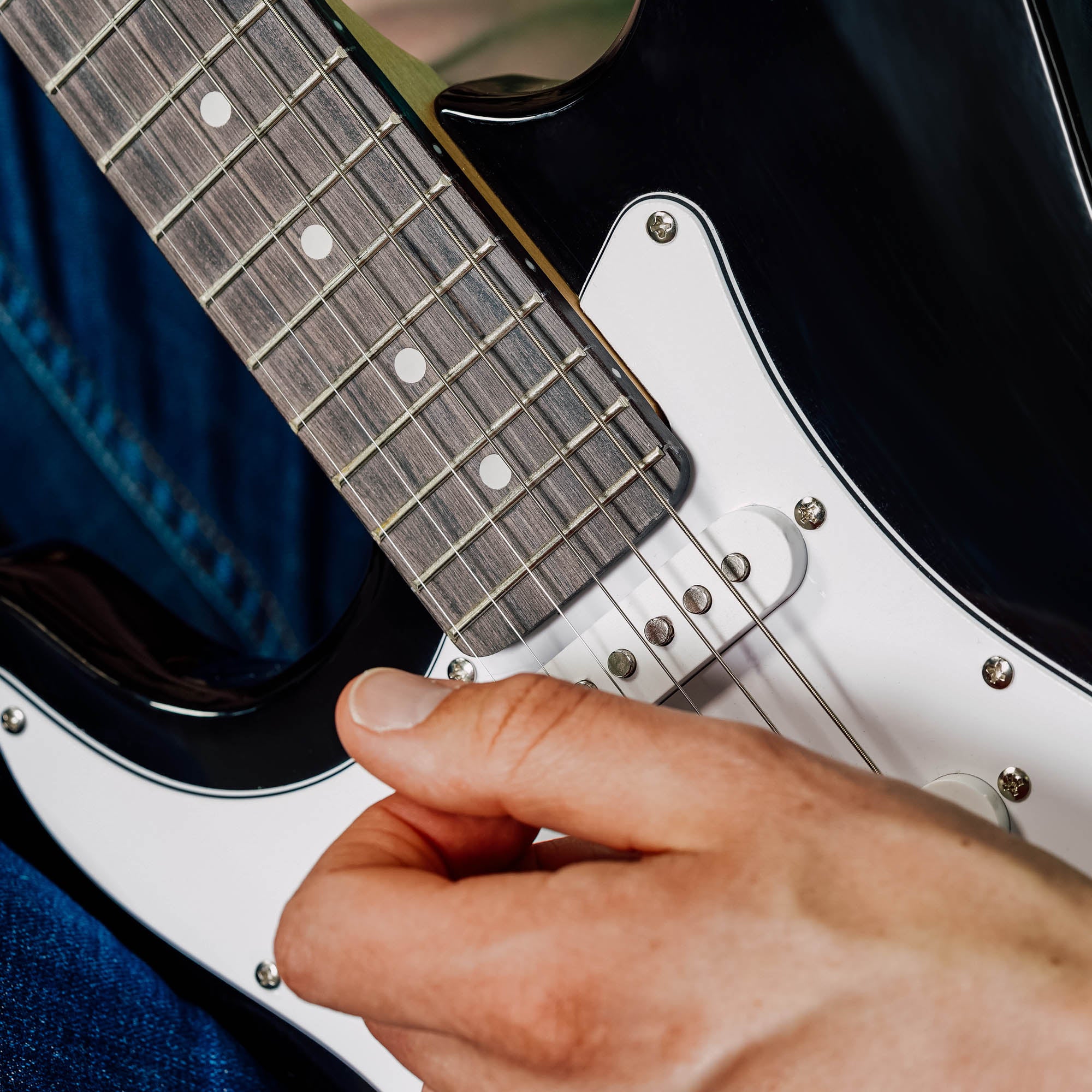3rd Avenue 4/4 Size Electric Guitar with Amp - Left Hand