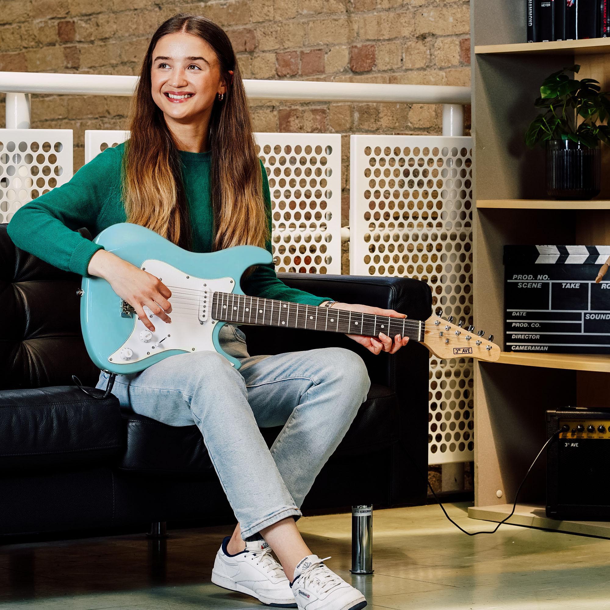 3rd Avenue 3/4 Size Electric Guitar Pack with Amp#Colour_Blue