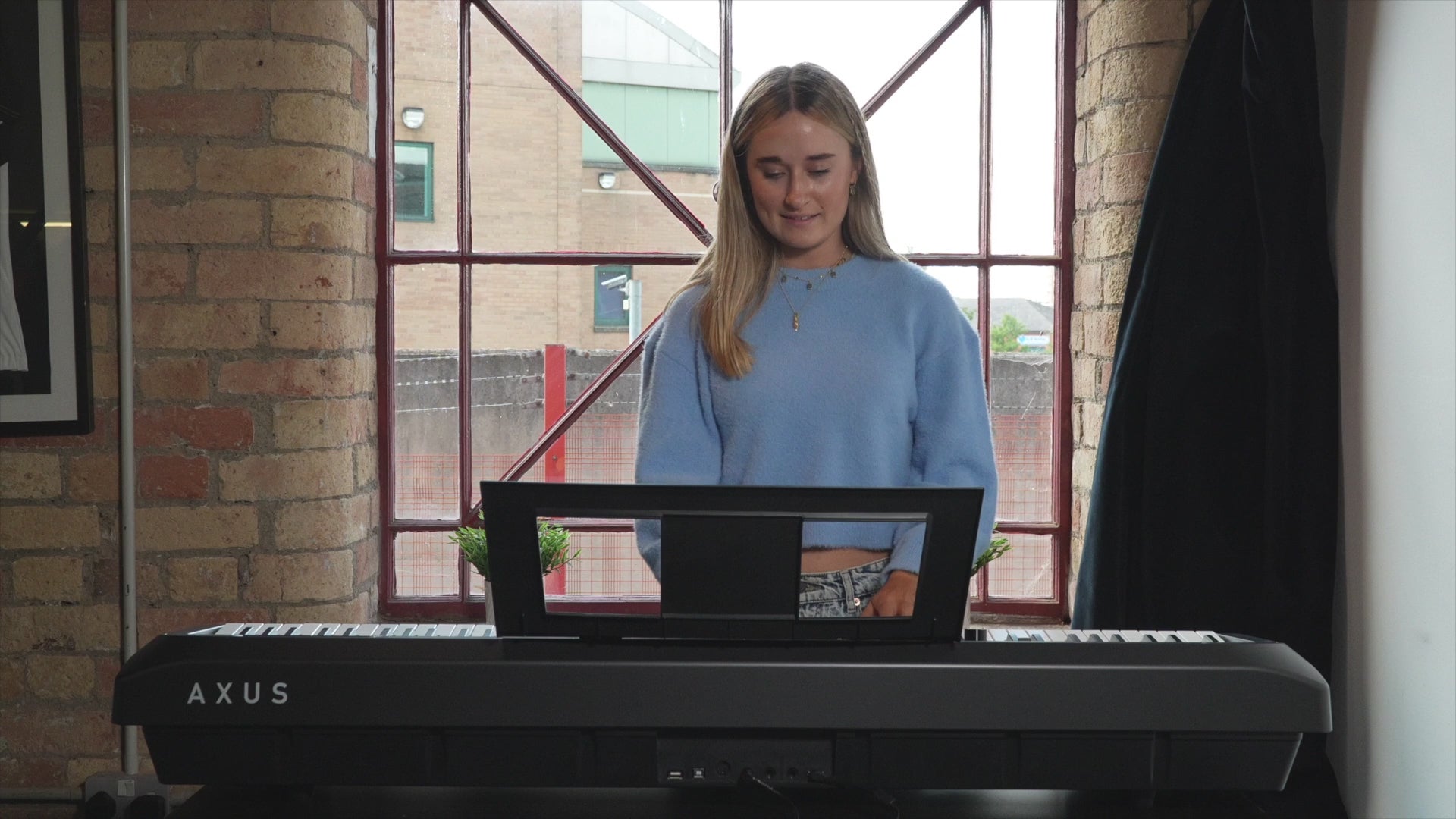 Axus AXD55 88 Note Digital Stage Piano