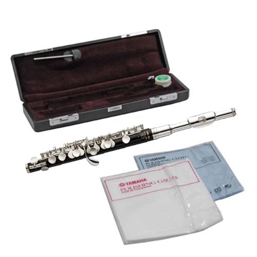 Yamaha YPC32 Piccolo Flutes