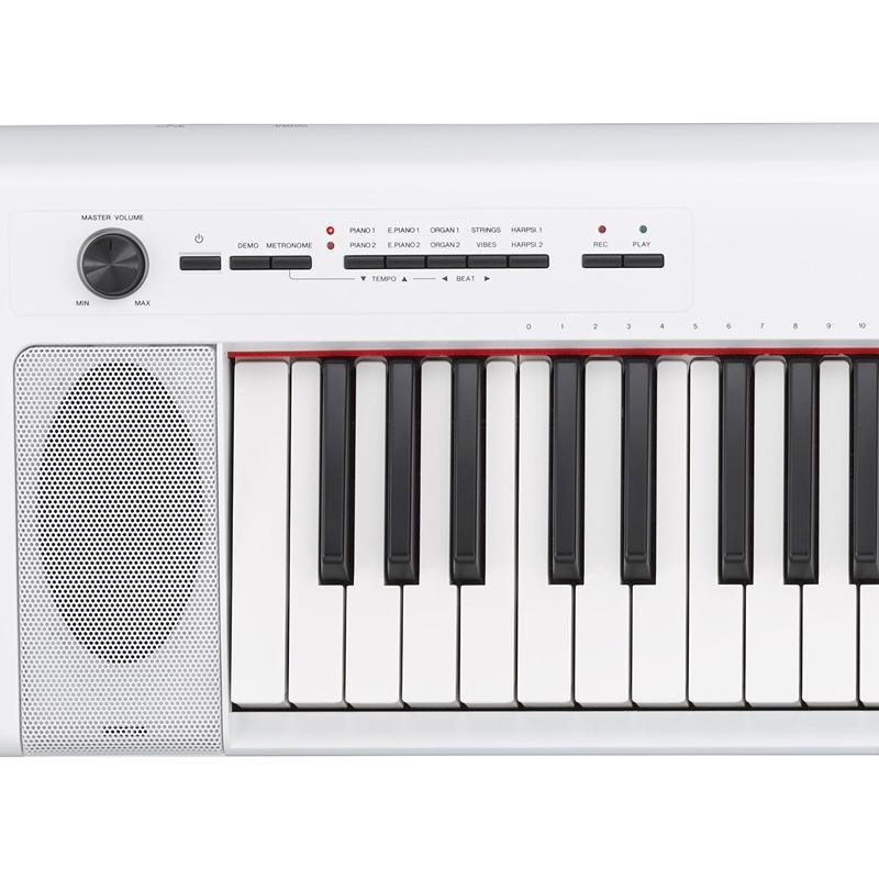 Yamaha Piaggero NP32 Electronic Keyboard Portable Keyboards