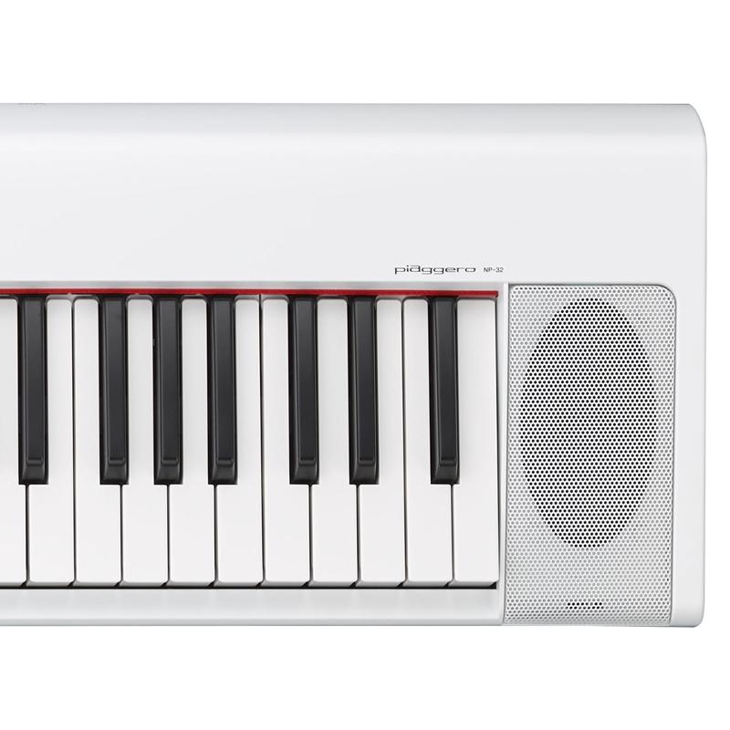 Yamaha Piaggero NP32 Keyboard Package Portable Keyboards