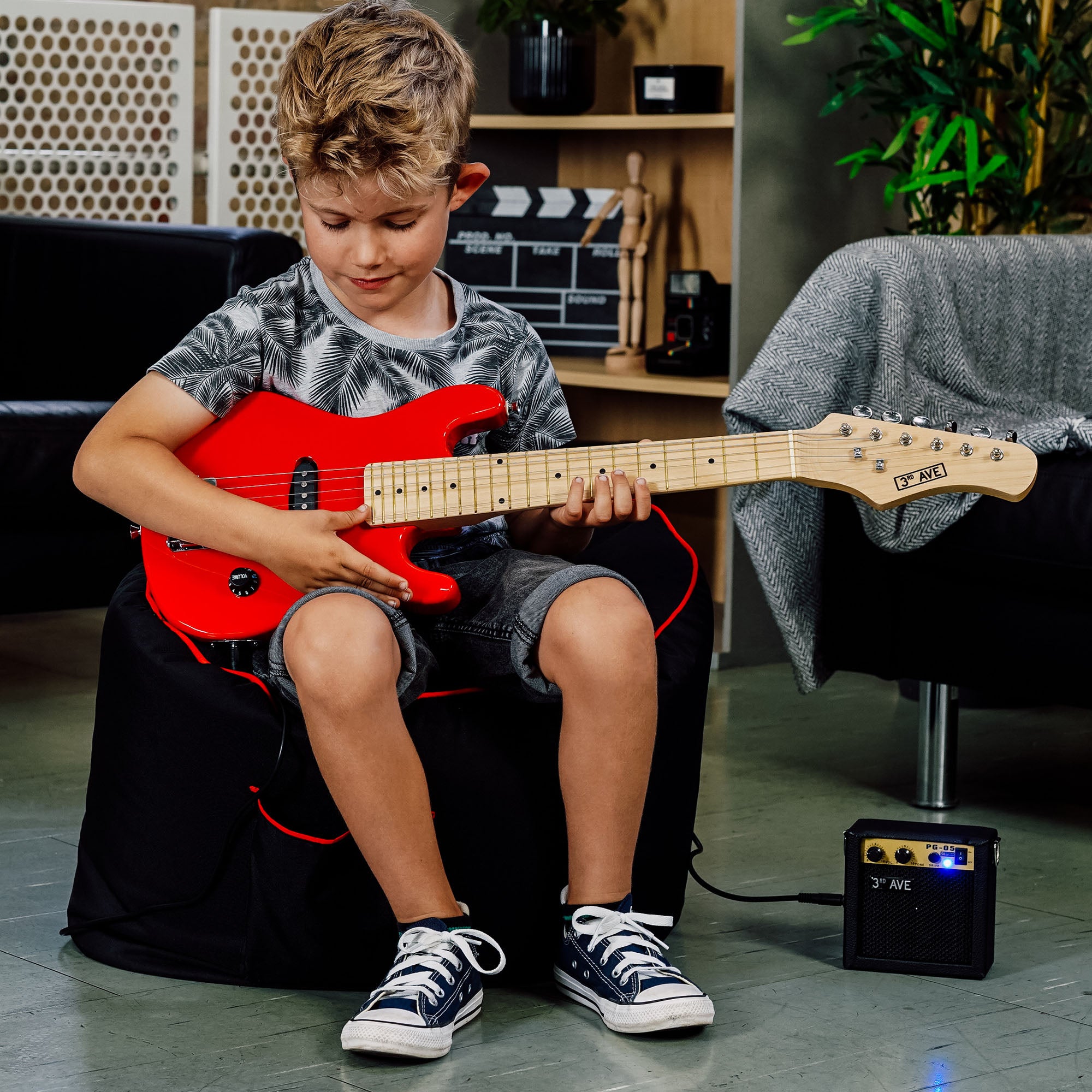 3rd Avenue Junior Electric Guitar Pack Red Electric Guitars#Colour_Red