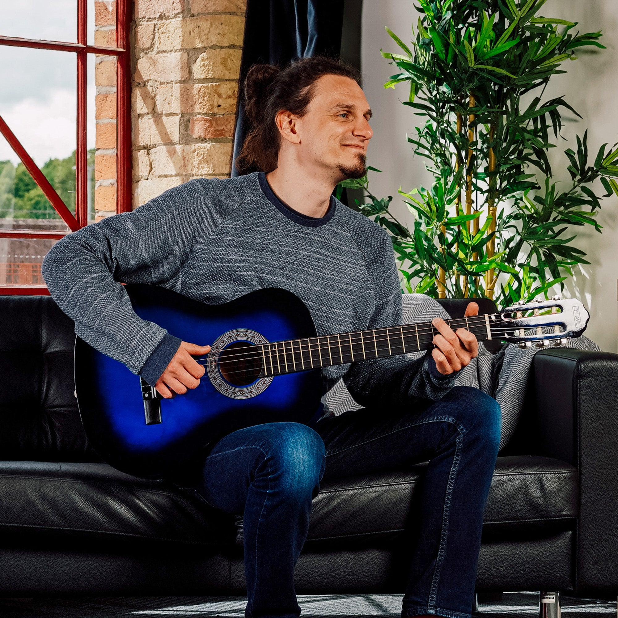 3rd Avenue Full Size Classical Guitar Pack Blueburst Classical Guitars#Colour_Blueburst