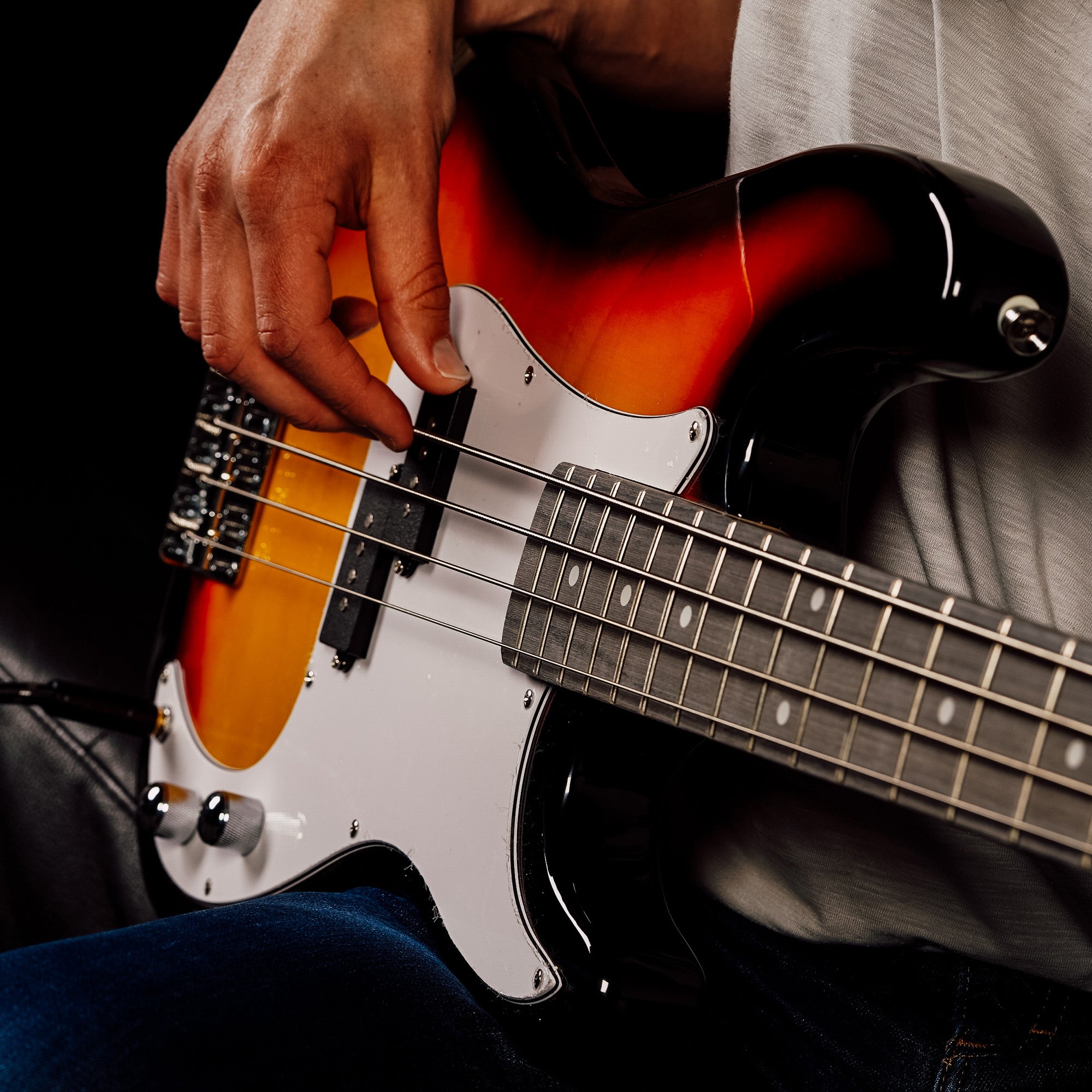 3rd Avenue Rocket Series Electric Bass Guitar Pack Bass Guitars#colour_Sunburst